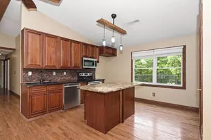 3752 Todds Run Foster Rd, Williamsburg Township, OH 45176 - Photo 4