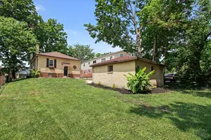 6838 Sampson Ln, Silverton, OH 45236 - Photo 20