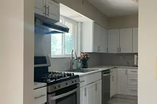 6548 Fields Ertel Rd, Sharonville, OH 45241 - Photo 10