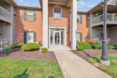 8021 Pinnacle Point Drive #204, West Chester, OH 45069 - Photo 2