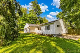 1073 Cedar Dr, Miami Township, OH 45150 - Photo 2