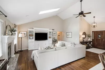 7425 Tepperwood Drive, West Chester, OH 45069 - Photo 8