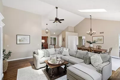 7425 Tepperwood Drive, West Chester, OH 45069 - Photo 10