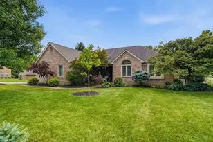 7425 Tepperwood Dr, West Chester, OH 45069 - Photo 1