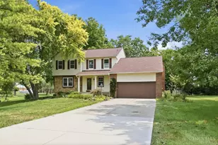 7590 Rolling Meadows Dr, West Chester, OH 45069 - Photo 1