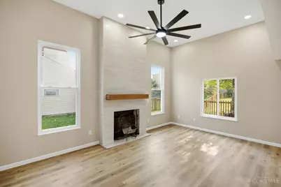 944 Fox Croft Place, Trenton, OH 45067 - Photo 6