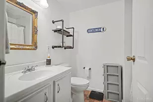 5627 Crestview Dr, Fairfield, OH 45014 - Photo 18