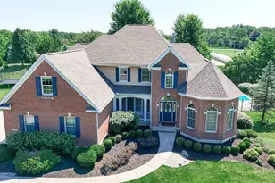 7596 Woodbridge Ct, Springboro, OH 45066 - Photo 1