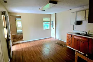75 E Main St, Batavia Township, OH 45102 - Photo 6