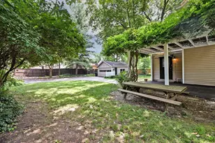 1652 Beacon St, Cincinnati, OH 45230 - Photo 48