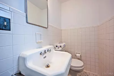 1652 Beacon Street, Cincinnati, OH 45230 - Photo 30