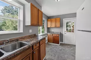 1263 W Galbraith Rd, Cincinnati, OH 45231 - Photo 10