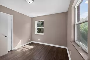 1263 W Galbraith Rd, Cincinnati, OH 45231 - Photo 16