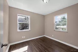 1263 W Galbraith Rd, Cincinnati, OH 45231 - Photo 20