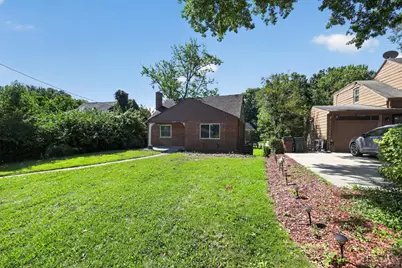 1263 W Galbraith Road, Cincinnati, OH 45231 - Photo 1
