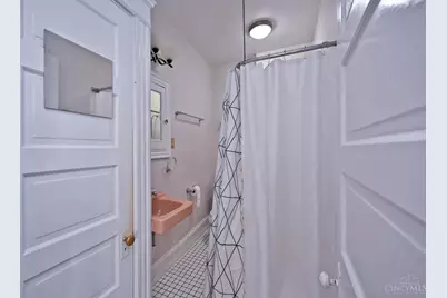 2331 Fairview Avenue #2, Cincinnati, OH 45219 - Photo 24