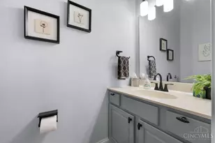 6741 Verde Ridge Dr, Green Township, OH 45247 - Photo 14