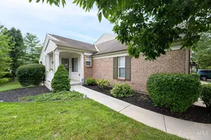 6741 Verde Ridge Dr, Green Township, OH 45247 - Photo 2