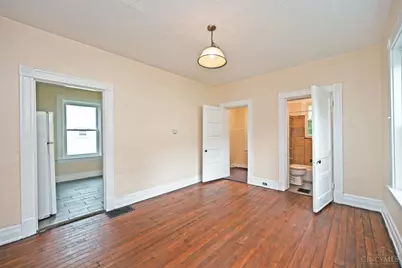 3318 Fairfield Avenue, Cincinnati, OH 45207 - Photo 6