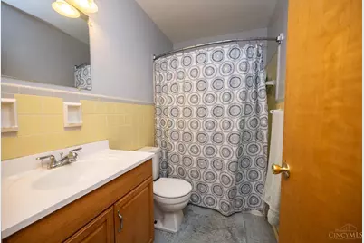 3032 Crestmoor Lane, Green Township, OH 45238 - Photo 36