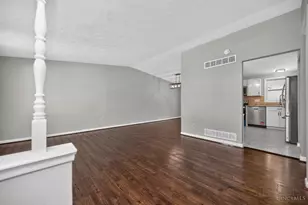 11255 Logenberry Cir, Forest Park, OH 45240 - Photo 4