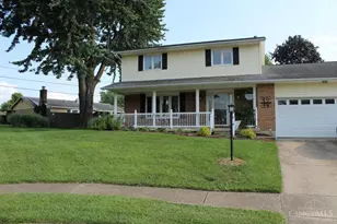 1060 Mayfair Dr, Wilmington, OH 45177 - Photo 1