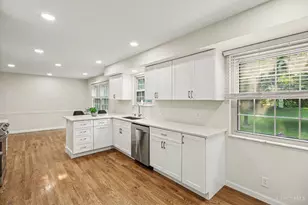 10426 Briarcove Ln, Symmes Township, OH 45242 - Photo 8