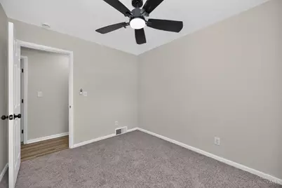 4074 E Kemper Road, Sharonville, OH 45241 - Photo 16