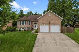 406 Lawndale Ct, Lebanon, OH 45036 - Photo 1