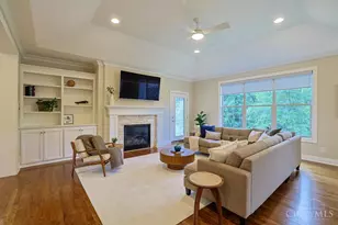 4005 Creekside Pointe, Blue Ash, OH 45236 - Photo 6