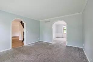 5702 Desertgold Dr, Colerain Township, OH 45247 - Photo 6