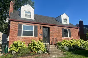 1719 Sanborn Dr, Reading, OH 45215 - Photo 2