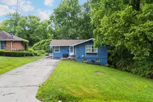 681 Springer Ave, Woodlawn, OH 45215 - Photo 2