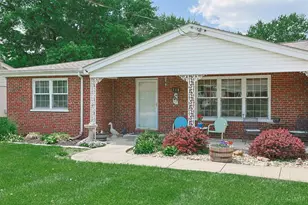 113 Lynnview Dr, Mason, OH 45040 - Photo 2