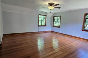 2019 Adams Rd, Cincinnati, OH 45231 - Photo 8