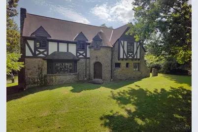 2019 Adams Road, Cincinnati, OH 45231 - Photo 2