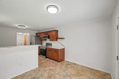 357 Hartford Court, Hamilton Township, OH 45039 - Photo 8