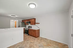357 Hartford Ct, Hamilton Township, OH 45039 - Photo 8