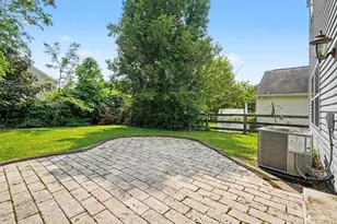 357 Hartford Ct, Hamilton Township, OH 45039 - Photo 22