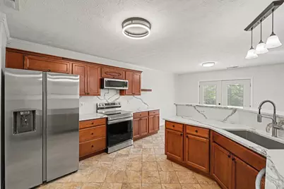 357 Hartford Court, Hamilton Township, OH 45039 - Photo 12