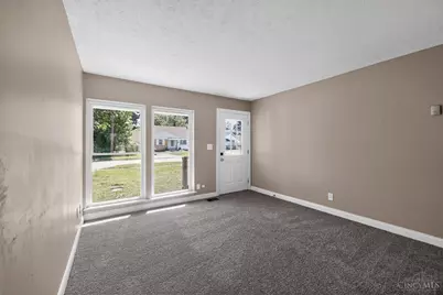 8745 Daly Road, Springfield Township, OH 45231 - Photo 4