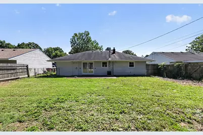 8745 Daly Road, Springfield Township, OH 45231 - Photo 2