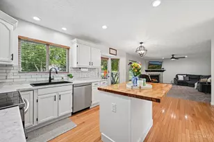 6590 Waverly Park, Hamilton Township, OH 45152 - Photo 14