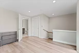 3906 Edwards Rd, Cincinnati, OH 45209 - Photo 24