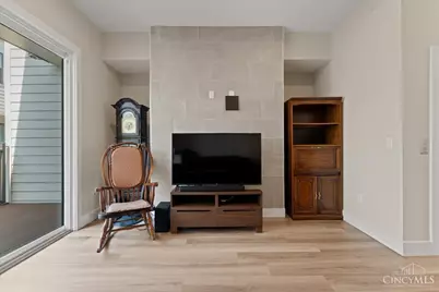 3906 Edwards Road #B, Cincinnati, OH 45209 - Photo 8