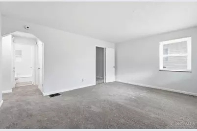 2945 Royal Glen Drive, Colerain Township, OH 45239 - Photo 4