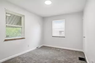 2945 Royal Glen Dr, Colerain Township, OH 45239 - Photo 16