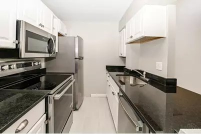1815 Wm H Taft Road #207, Cincinnati, OH 45206 - Photo 12