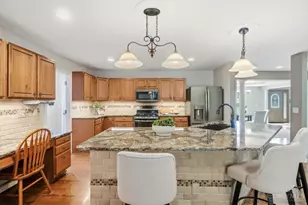 7470 Cedarcrest Dr, Liberty Township, OH 45044 - Photo 8