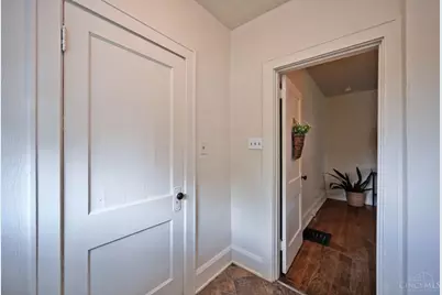 1134 Fairbanks Avenue, Cincinnati, OH 45205 - Photo 8